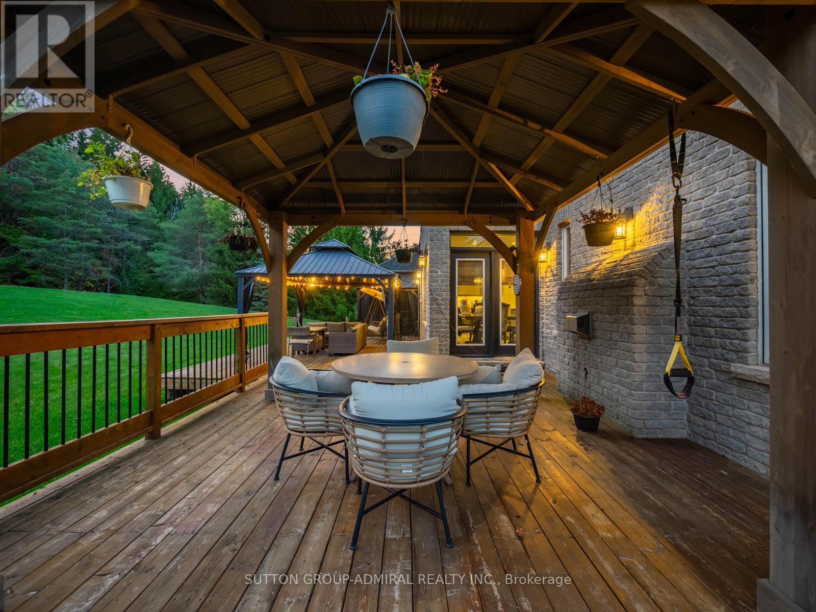 70 Kilkenny Trail, Bradford West Gwillimbury, Ontario  L3Z 3C5 - Photo 38 - N12443349