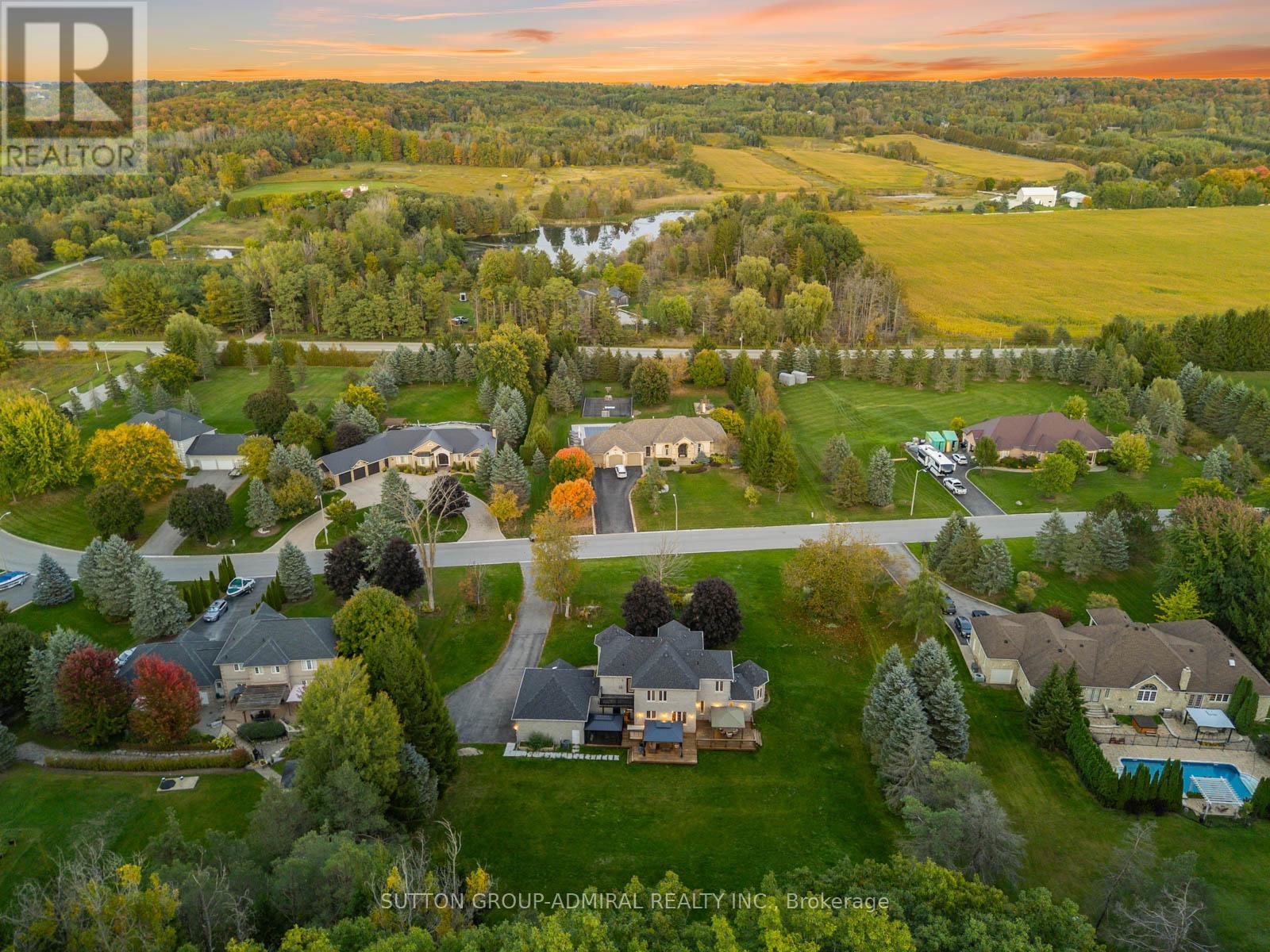 70 Kilkenny Trail, Bradford West Gwillimbury, Ontario  L3Z 3C5 - Photo 41 - N12443349