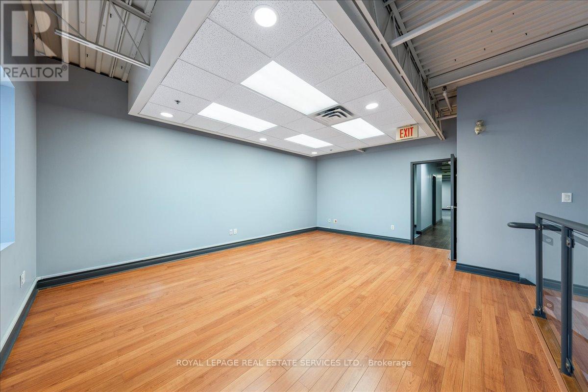 6 - 355 Harry Walker Parkway, Newmarket, Ontario  L3Y 8V6 - Photo 8 - N12443353