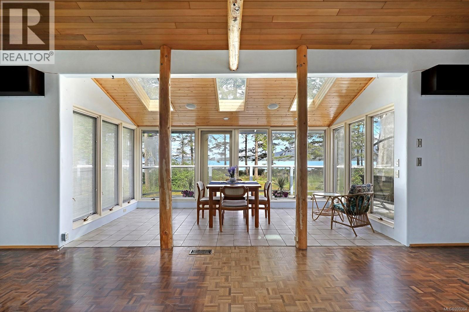 1550 Dalziel Rd, Denman Island, British Columbia  V0R 1T0 - Photo 3 - 999384