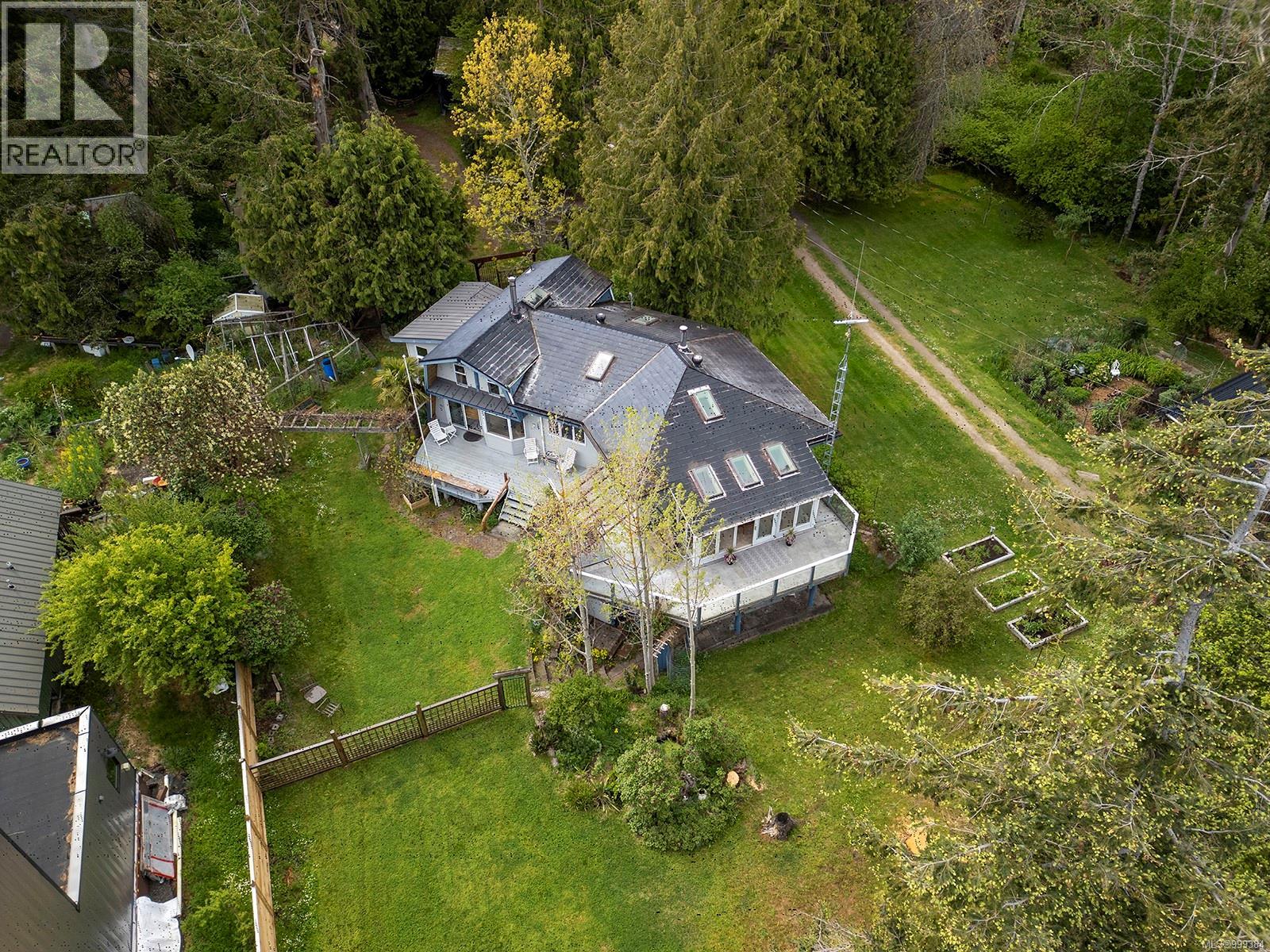 1550 Dalziel Rd, Denman Island, British Columbia  V0R 1T0 - Photo 30 - 999384