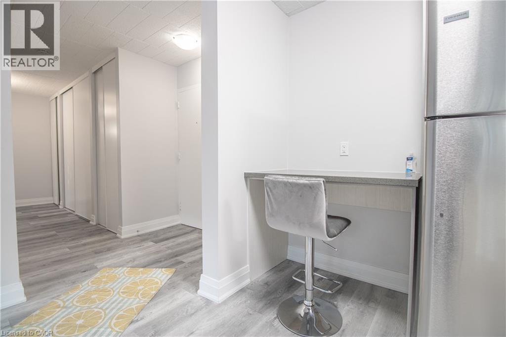 6287 O'neil Street Unit# 8, Niagara Falls, Ontario  L2J 1M6 - Photo 3 - 40775840