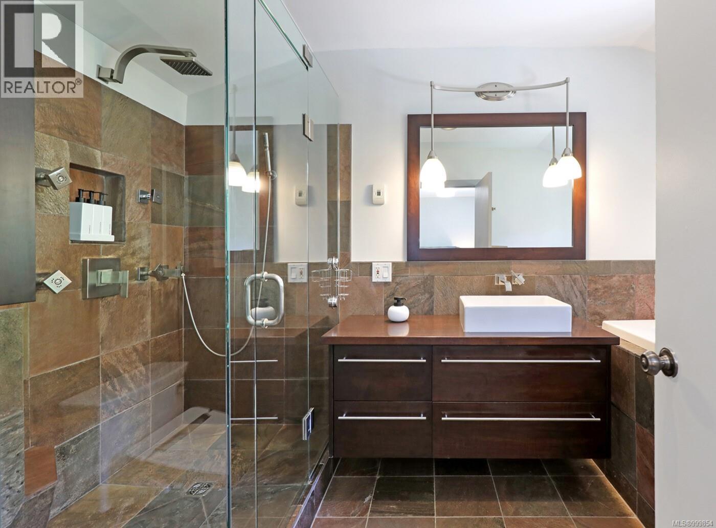 9121 Keith Wagner Way, Denman Island, British Columbia  V0R 1T0 - Photo 23 - 999854