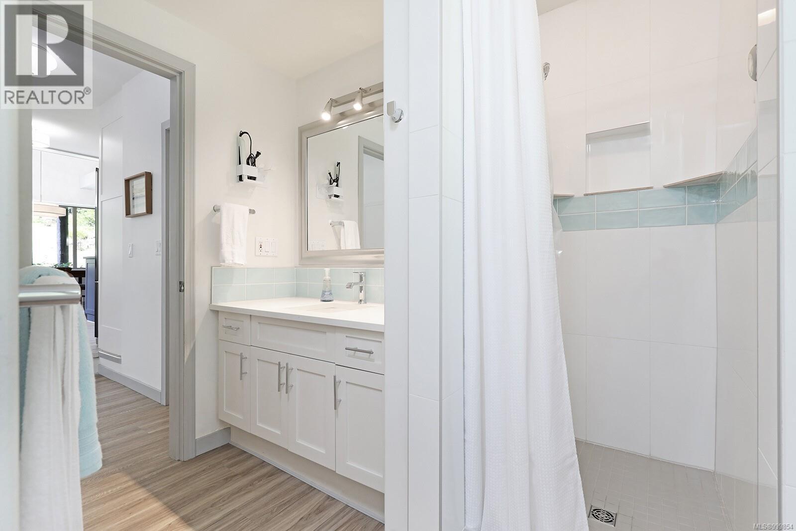 9121 Keith Wagner Way, Denman Island, British Columbia  V0R 1T0 - Photo 17 - 999854