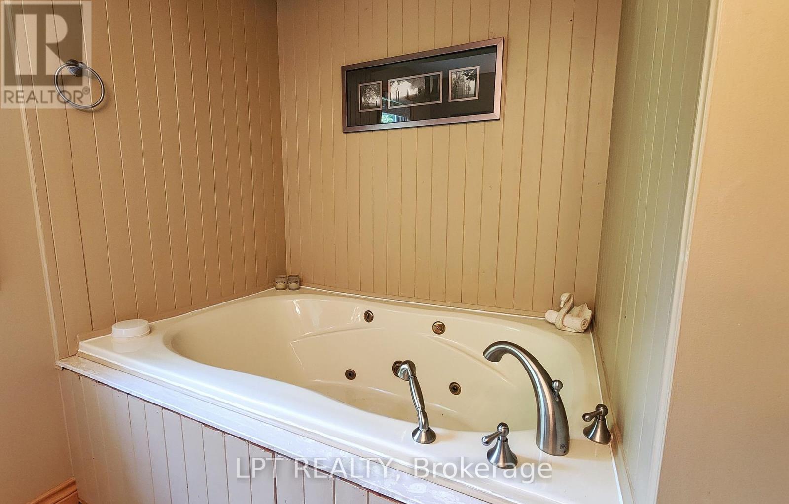 4372 Conners Bay Lane, Severn, Ontario  L0K 1E0 - Photo 30 - S12443328