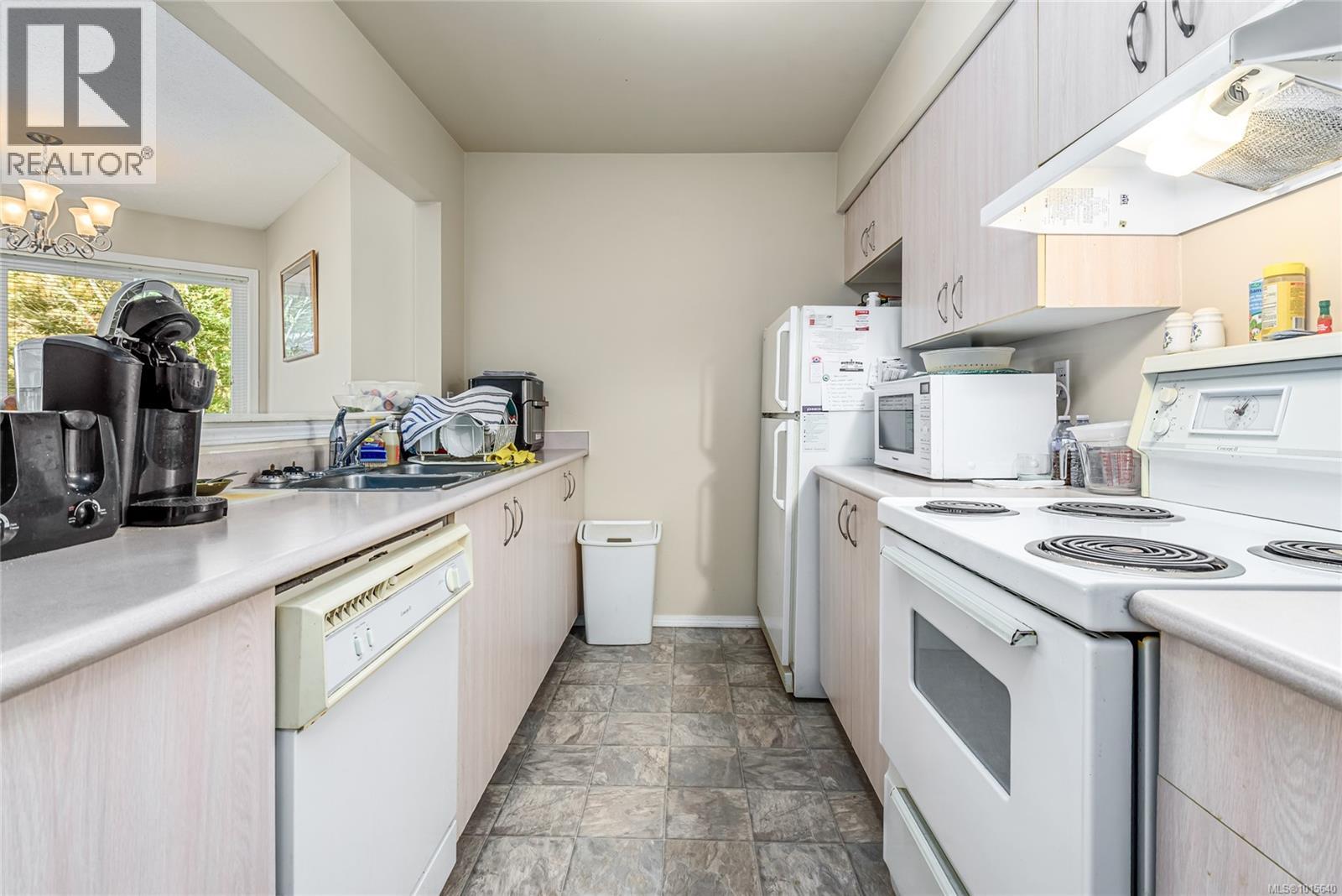 206 146 Back Rd, Courtenay, British Columbia  V9N 3W6 - Photo 7 - 1015640