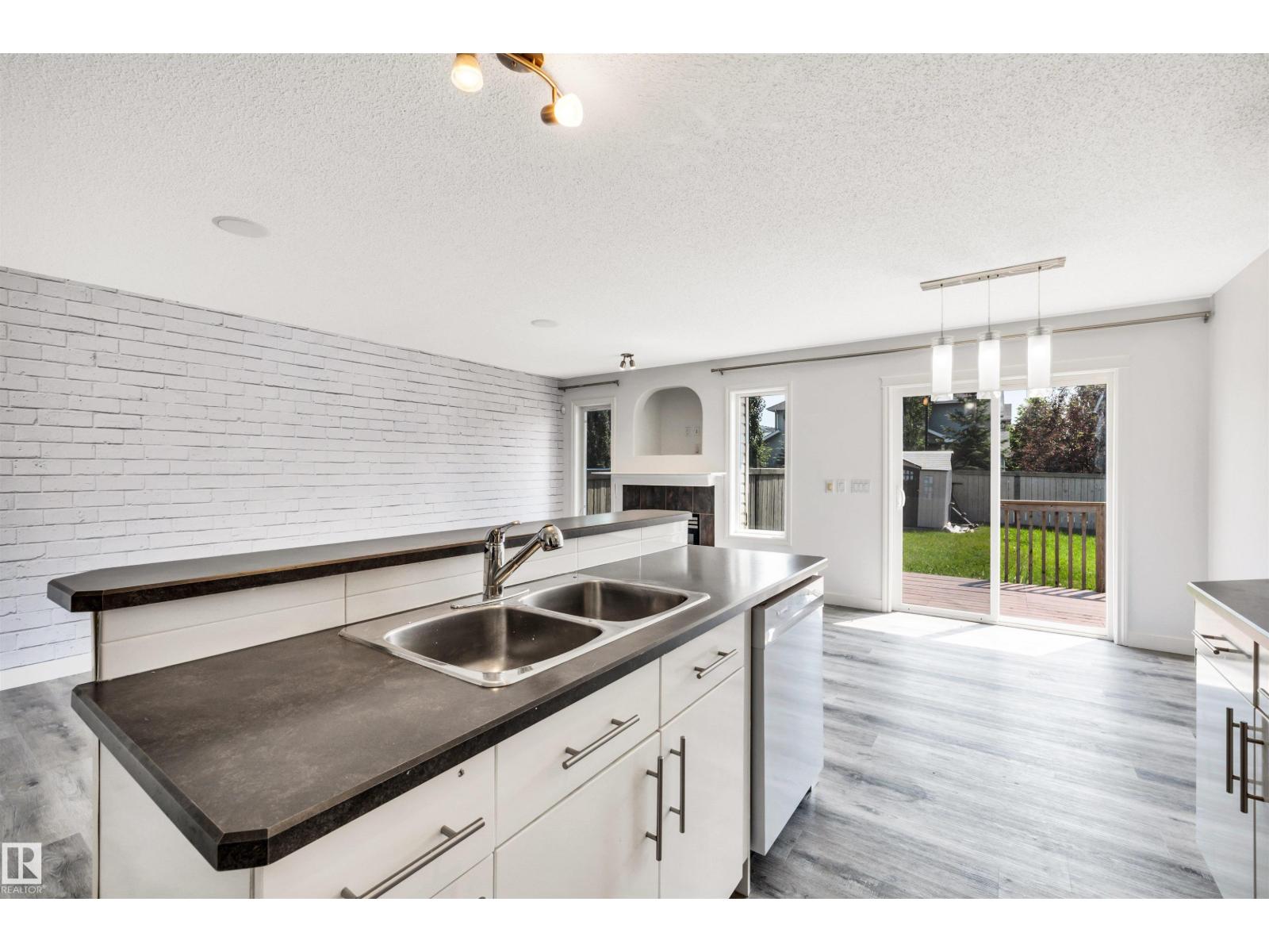 17129 7a Av Sw, Edmonton, Alberta  T6W 0M5 - Photo 13 - E4460680
