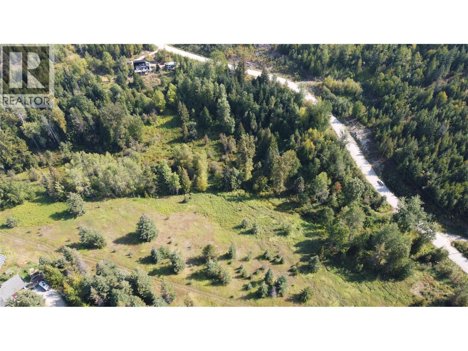 270 Richie Road, Rossland, British Columbia  V0G 1Y0 - Photo 8 - 10364350