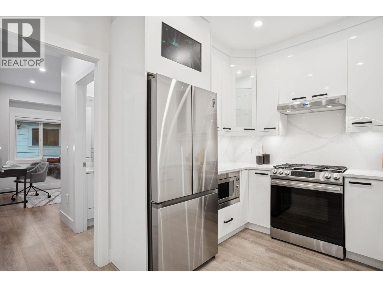 7353 14th Avenue, Burnaby, British Columbia  V3N 1Z7 - Photo 18 - R3054958