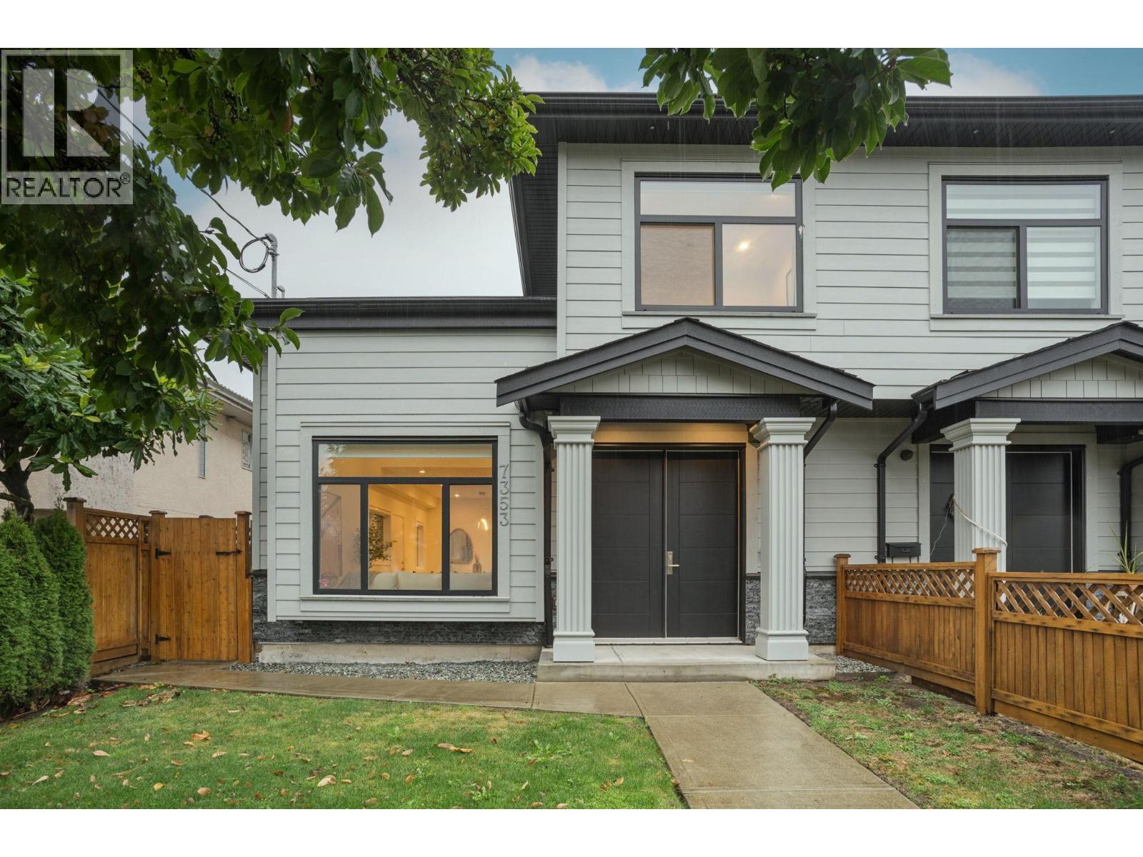 7353 14th Avenue, Burnaby, British Columbia  V3N 1Z7 - Photo 2 - R3054958