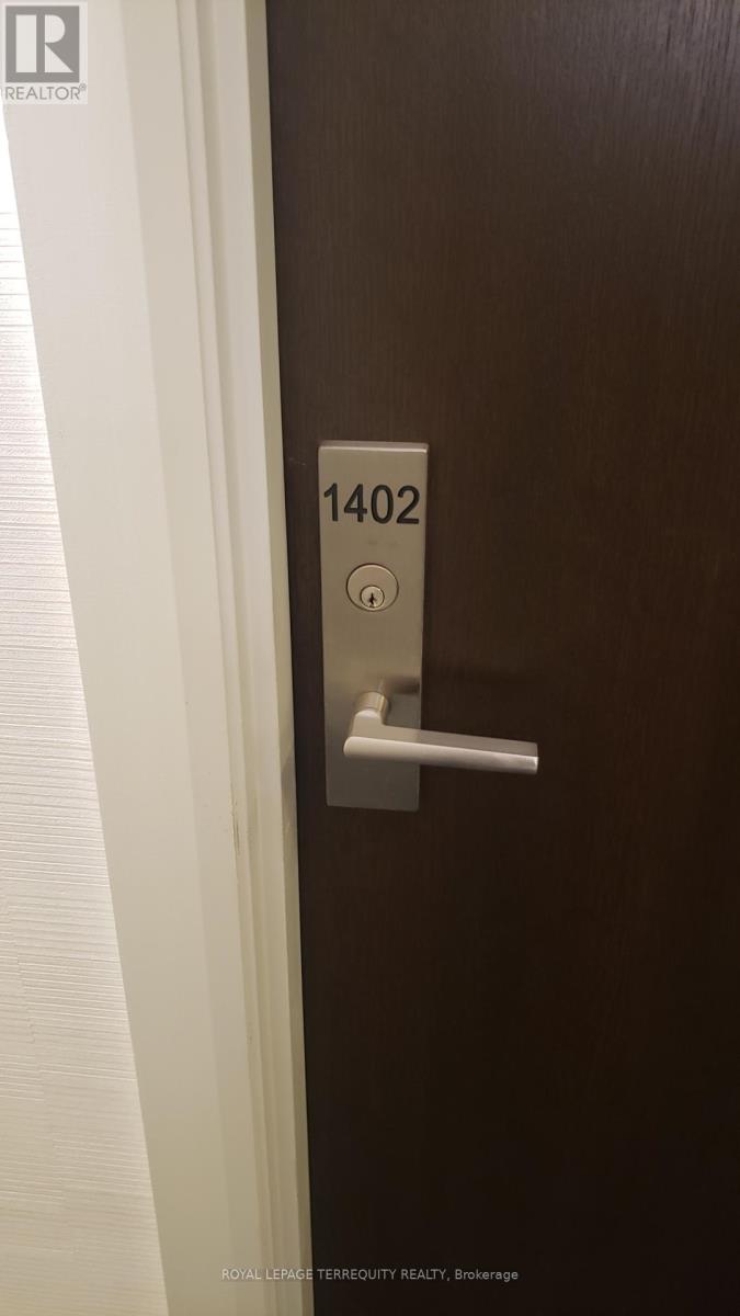 1402 - 39 Annie Craig Drive, Toronto, Ontario  M8V 0H1 - Photo 4 - W12443234
