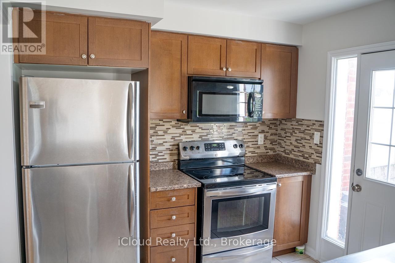 637 Speyer Circle, Milton, Ontario  L9T 0Y1 - Photo 6 - W12443235