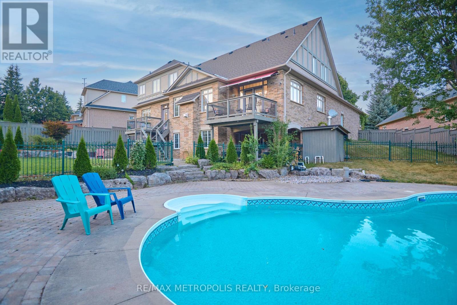 4 Champion Court, Brampton (Credit Valley), Ontario  L6Y 5G9 - Photo 50 - W12443242