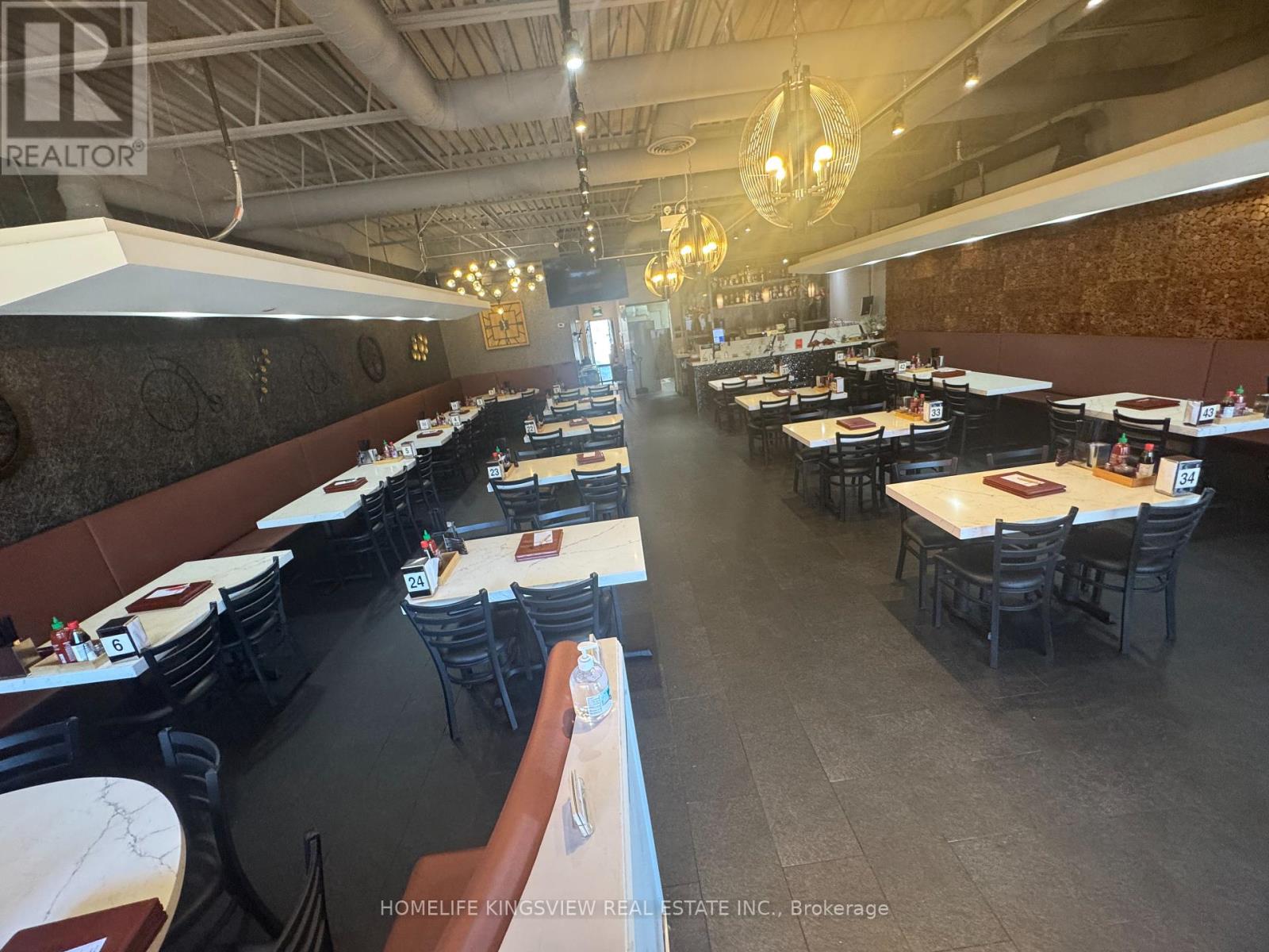 A2 - 888 Dundas Street E, Mississauga, Ontario  L4Y 4G6 - Photo 4 - W12443246