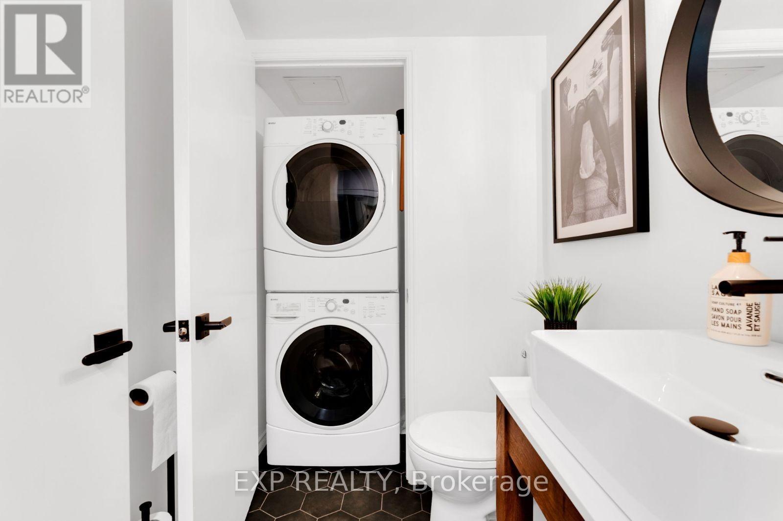 305 - 2269 Lake Shore Boulevard W, Toronto (Mimico), Ontario  M8V 3X6 - Photo 15 - W12443251