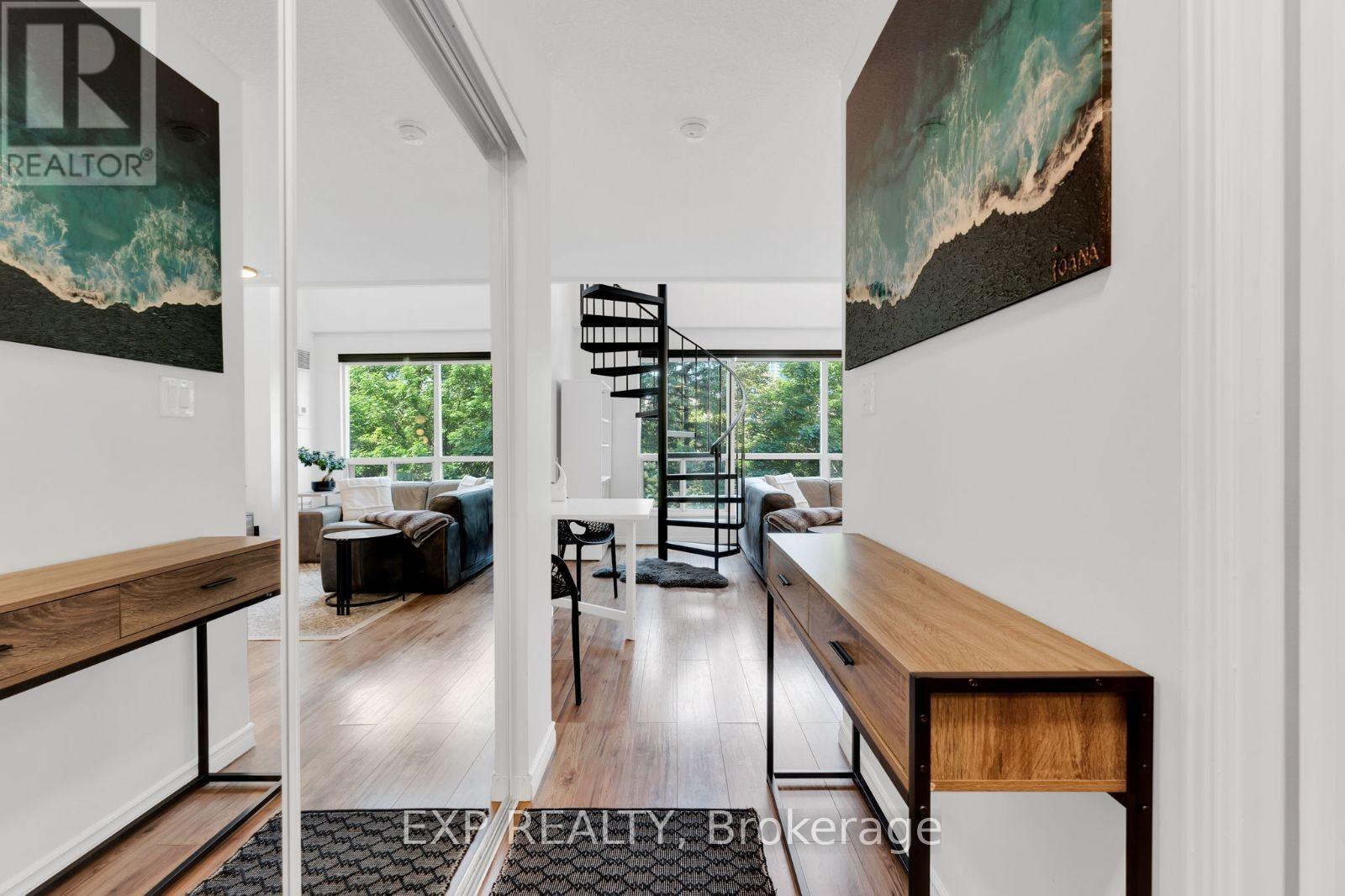 305 - 2269 Lake Shore Boulevard W, Toronto (Mimico), Ontario  M8V 3X6 - Photo 4 - W12443251