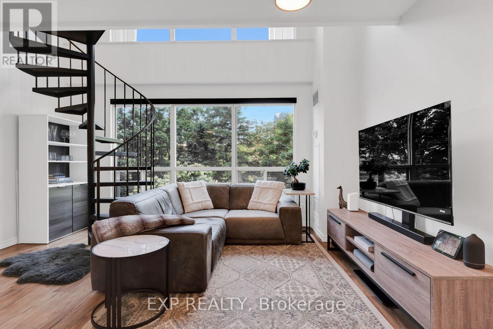 305 - 2269 Lake Shore Boulevard W, Toronto (Mimico), Ontario  M8V 3X6 - Photo 8 - W12443251