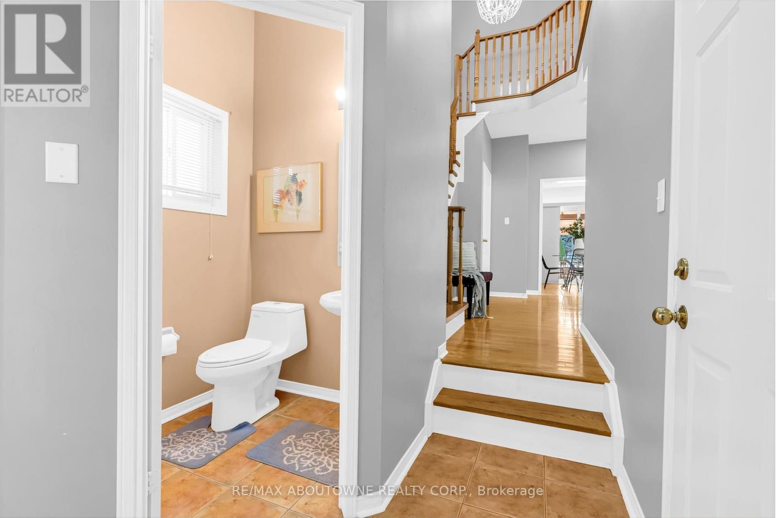 7 Rockrose Drive, Brampton (Sandringham-Wellington), Ontario  L6R 2Z6 - Photo 5 - W12443257
