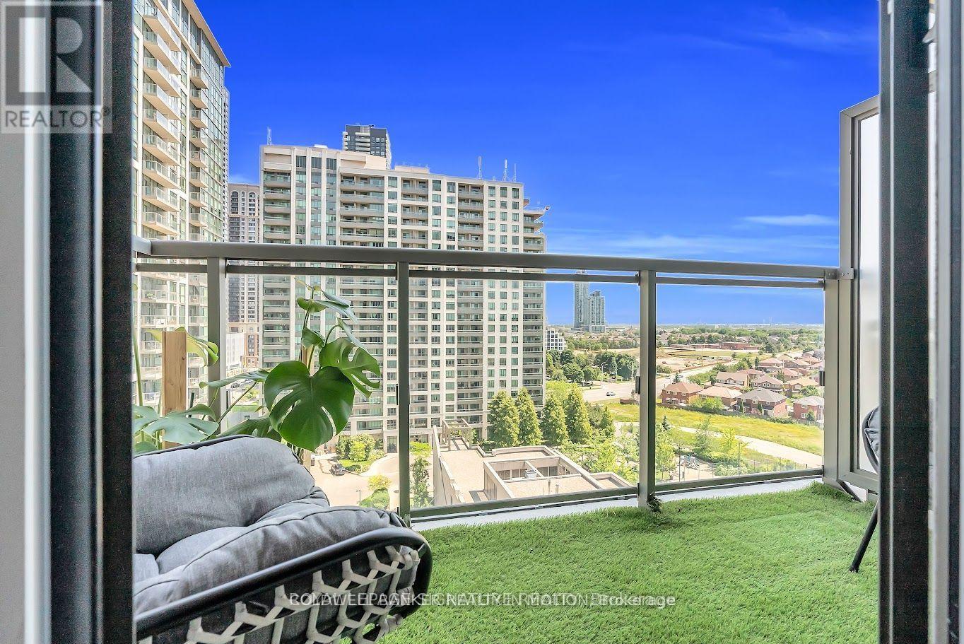 1108 - 349 Rathburn Road W, Mississauga, Ontario  L5B 0G9 - Photo 13 - W12443264