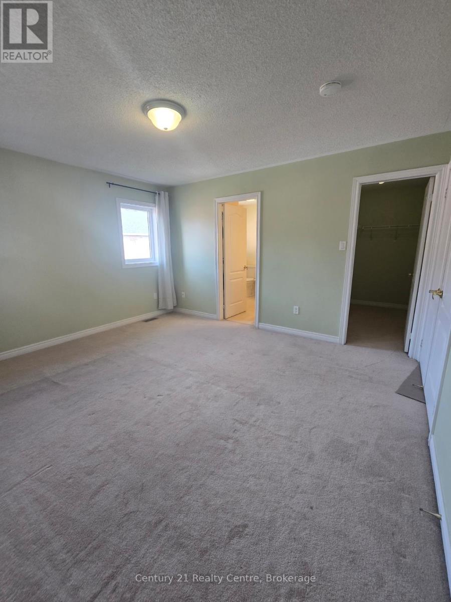 9 Fawson Cove Way, Brampton, Ontario  L6R 0G7 - Photo 17 - W12443269