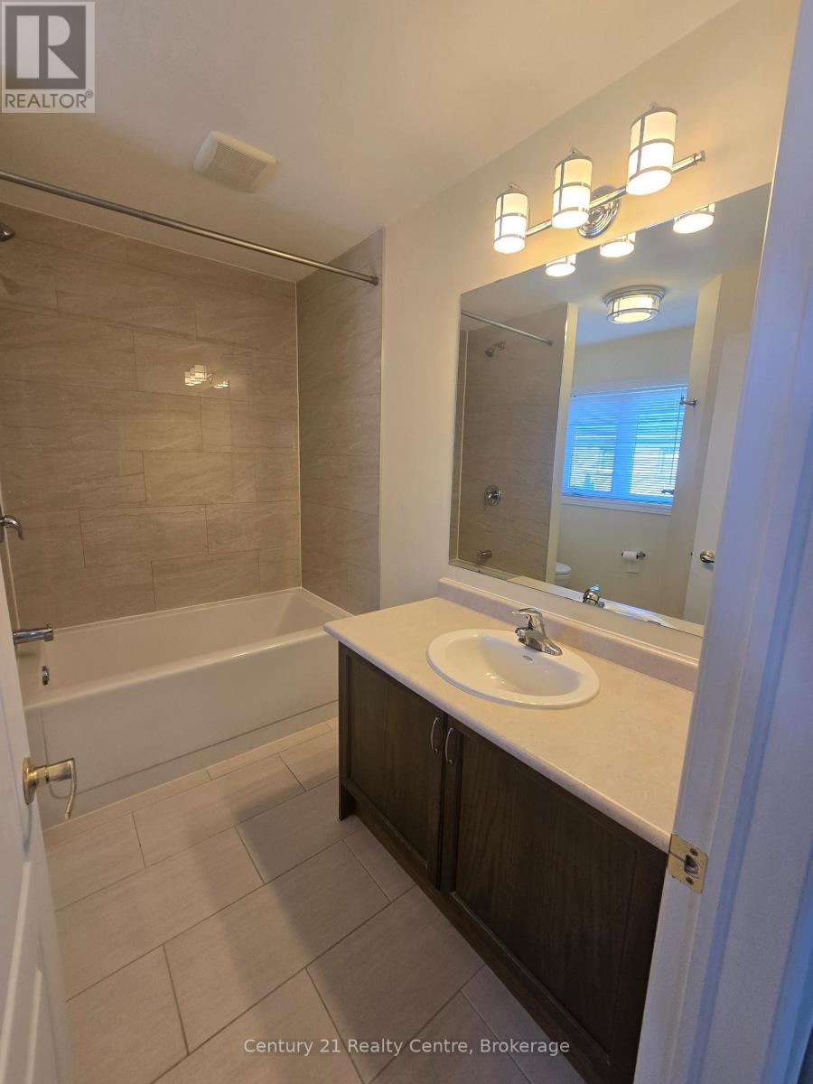 9 Fawson Cove Way, Brampton, Ontario  L6R 0G7 - Photo 26 - W12443269