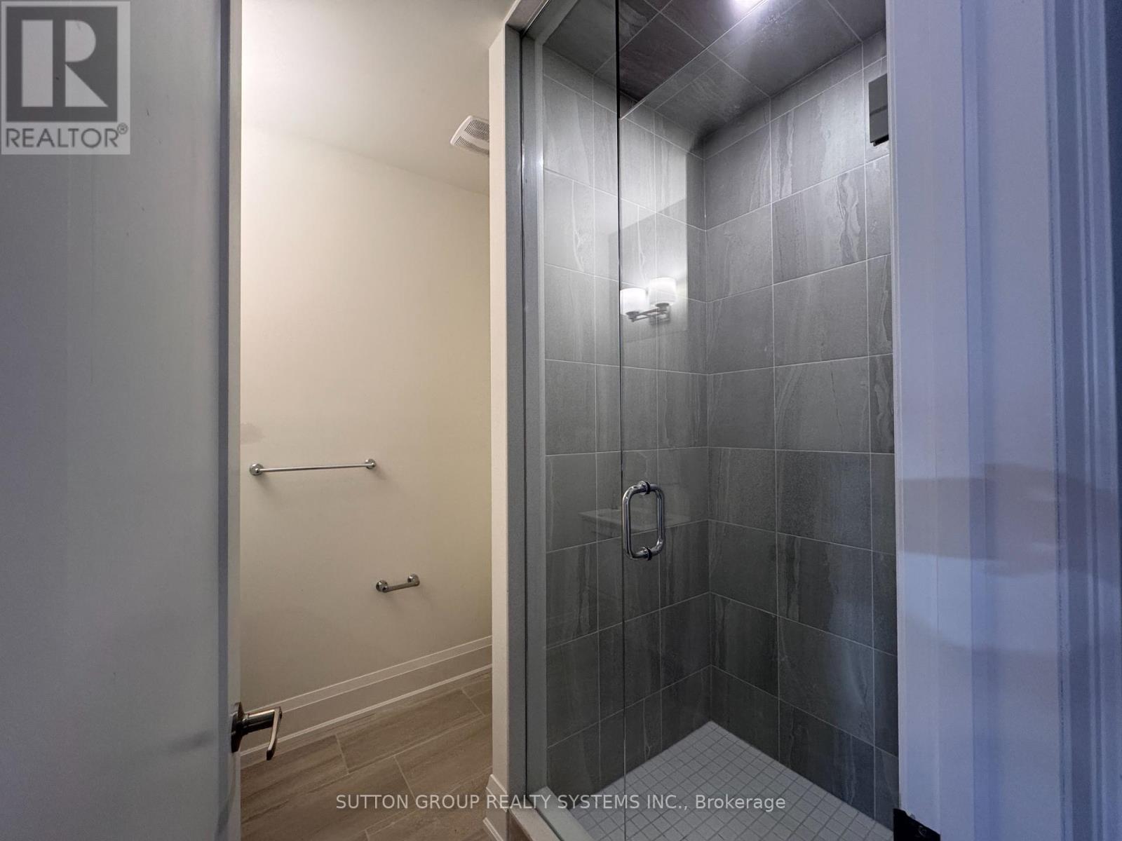 3302 Azam Way, Oakville, Ontario  L6M 4K1 - Photo 9 - W12443274