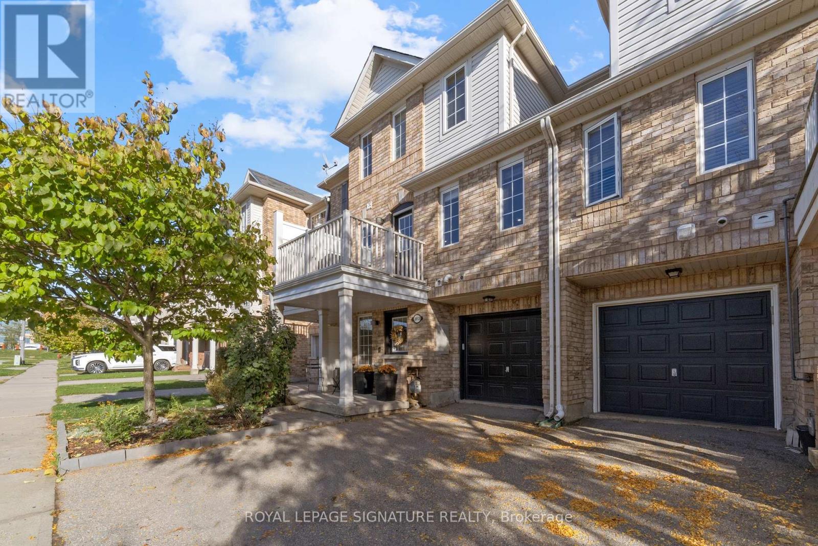 3113 Stornoway Circle, Oakville, Ontario  L6M 5H9 - Photo 2 - W12443298