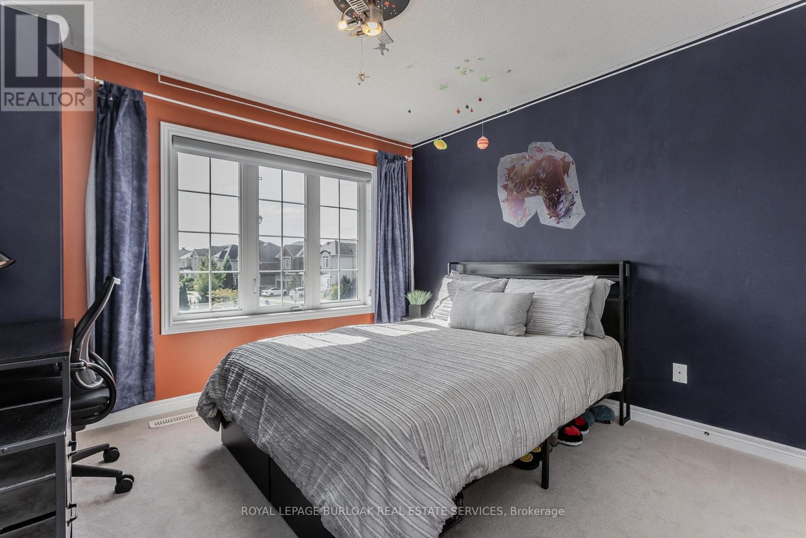 3295 Hopkins Drive, Burlington (Alton), Ontario  L7M 0M8 - Photo 27 - W12443304
