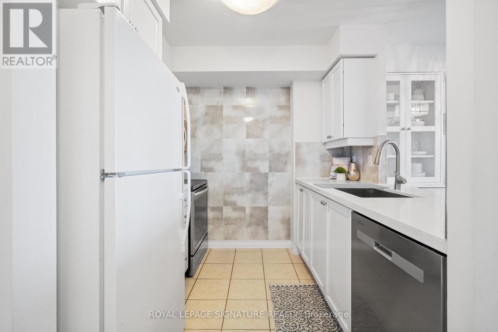 2407 - 710 Humberwood Boulevard, Toronto (West Humber-Clairville), Ontario  M9W 7J5 - Photo 15 - W12443359