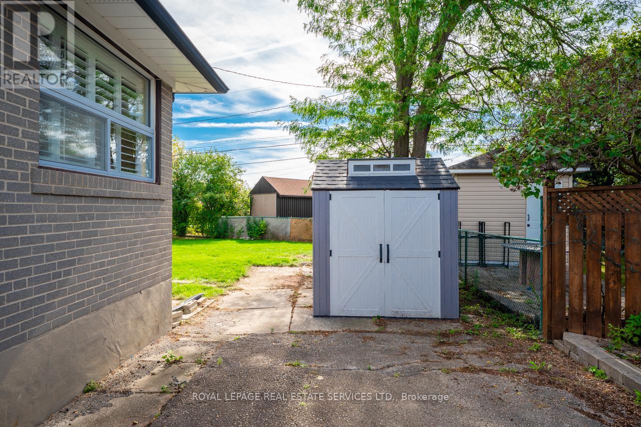 340 Leonard Street, Caledon (Bolton West), Ontario  L7E 4Y7 - Photo 10 - W12443376