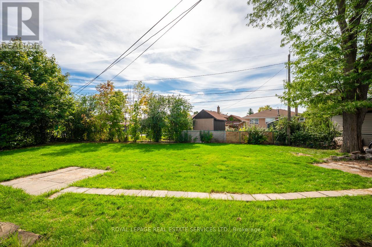 340 Leonard Street, Caledon (Bolton West), Ontario  L7E 4Y7 - Photo 15 - W12443376