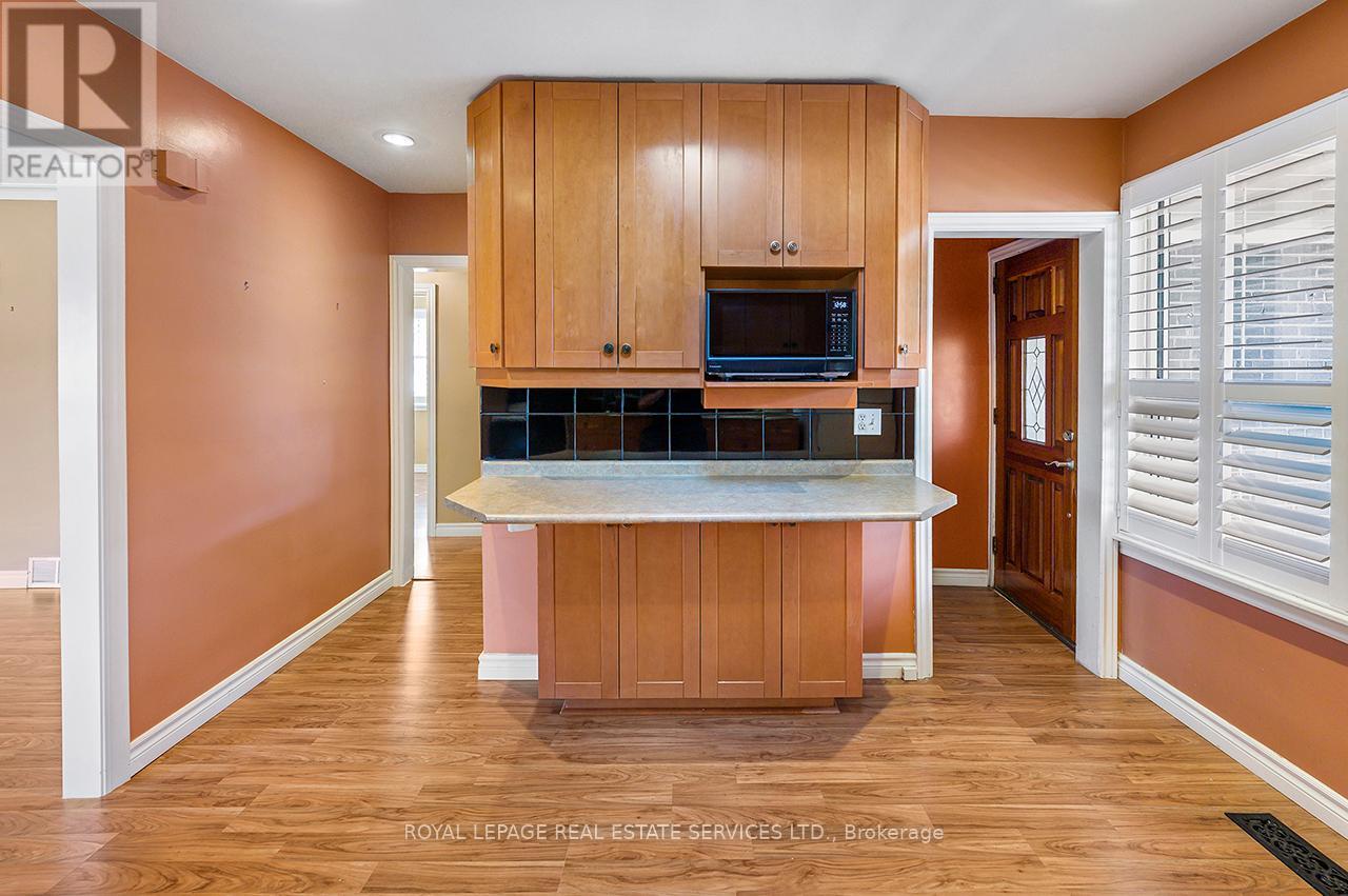 340 Leonard Street, Caledon (Bolton West), Ontario  L7E 4Y7 - Photo 17 - W12443376