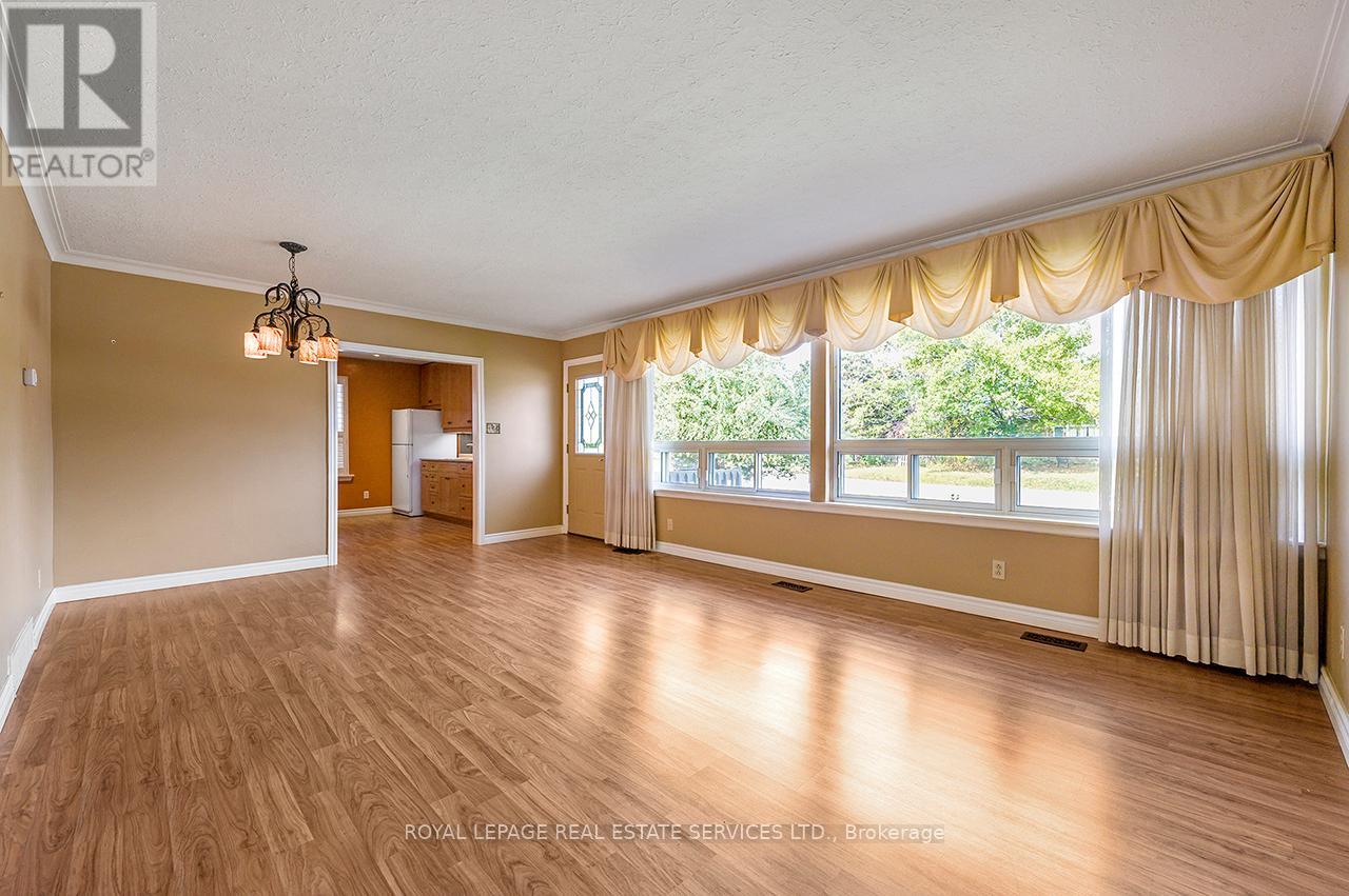 340 Leonard Street, Caledon (Bolton West), Ontario  L7E 4Y7 - Photo 23 - W12443376