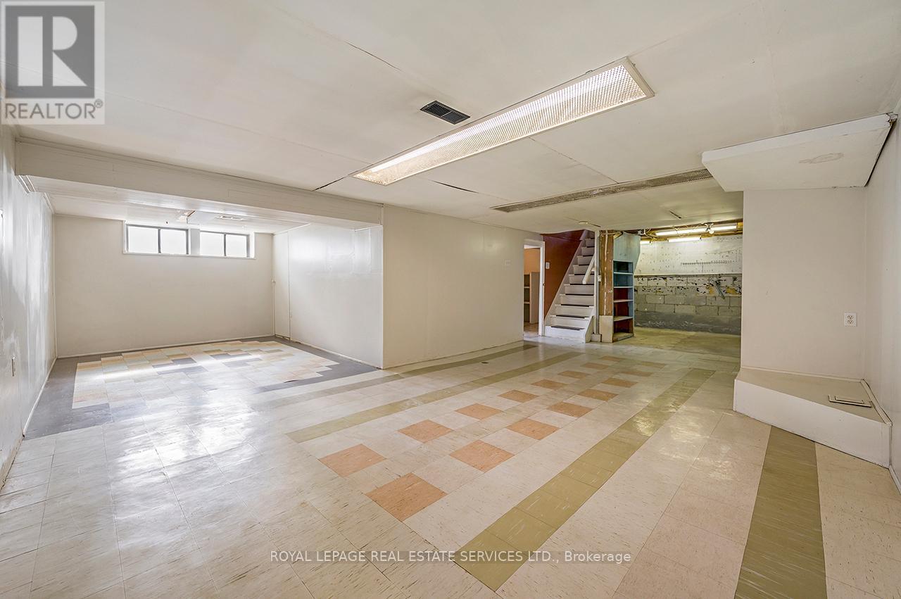 340 Leonard Street, Caledon (Bolton West), Ontario  L7E 4Y7 - Photo 34 - W12443376