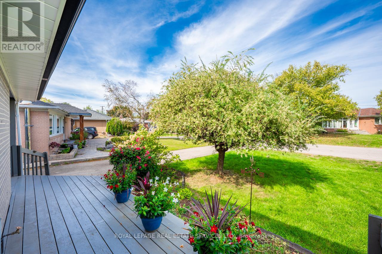 340 Leonard Street, Caledon (Bolton West), Ontario  L7E 4Y7 - Photo 8 - W12443376