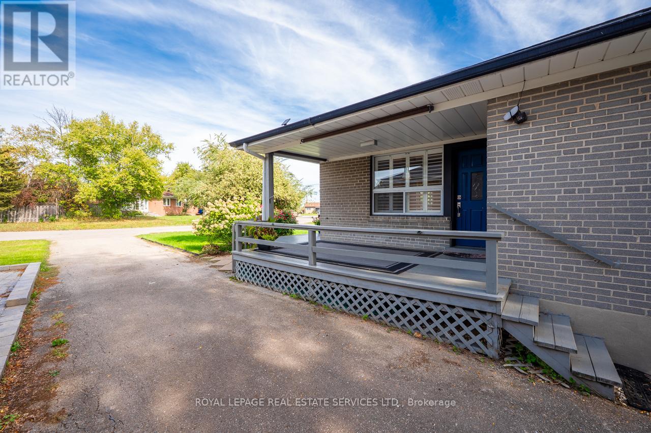 340 Leonard Street, Caledon (Bolton West), Ontario  L7E 4Y7 - Photo 9 - W12443376