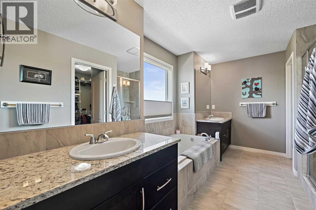 92 Brightoncrest Rise Se, Calgary, Alberta  T2Z 0X6 - Photo 29 - A2261740