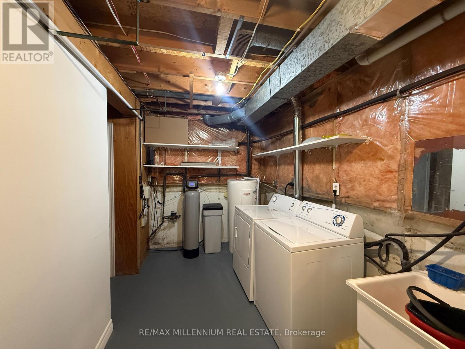 349 Strathallan Street, Centre Wellington (Fergus), Ontario  N1M 3K7 - Photo 19 - X12443275