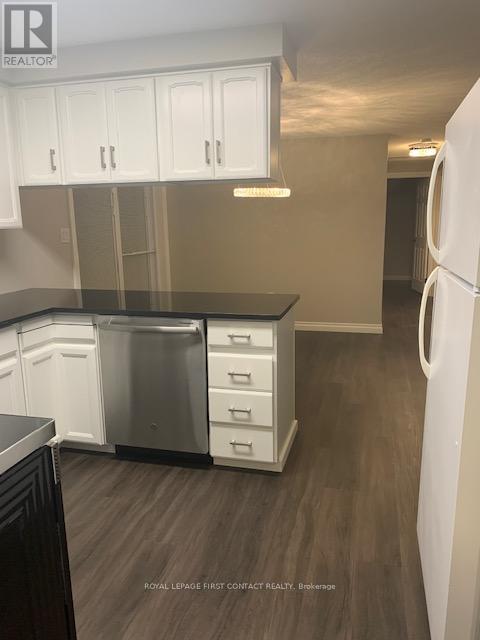 312 Barnett Avenue, Midland, Ontario  L4R 4Z8 - Photo 6 - S12442271