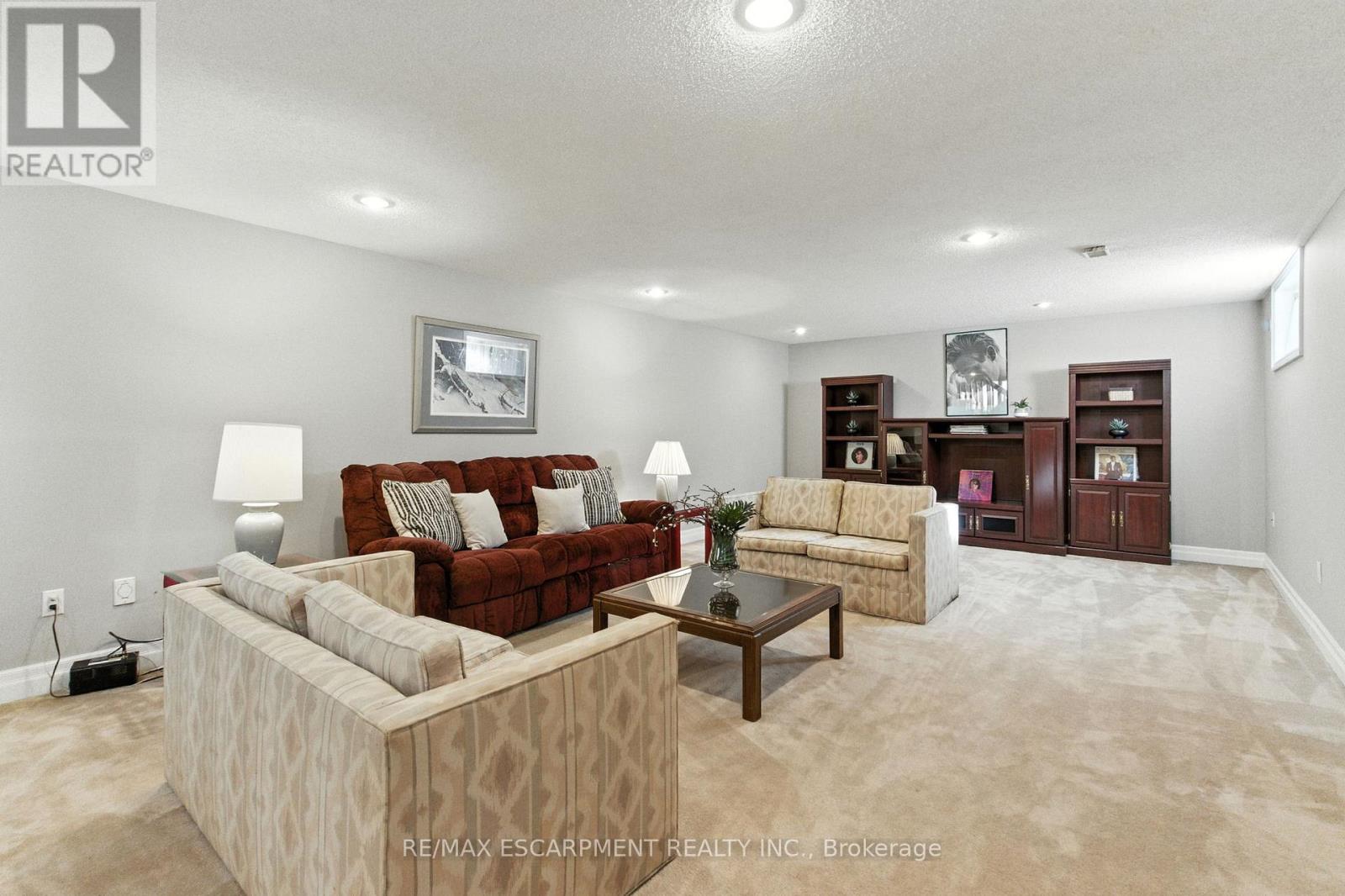 320 Fiddler's Green Road, Hamilton, Ontario  L9G 1X1 - Photo 36 - X12443373