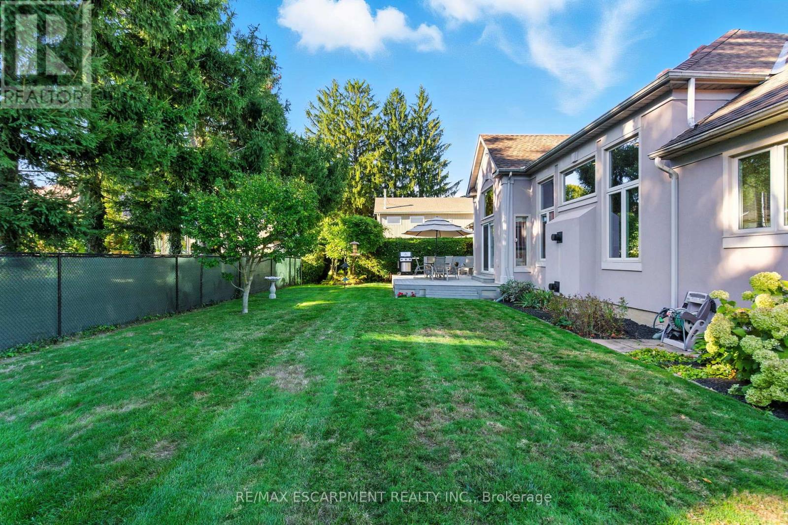 320 Fiddler's Green Road, Hamilton, Ontario  L9G 1X1 - Photo 41 - X12443373