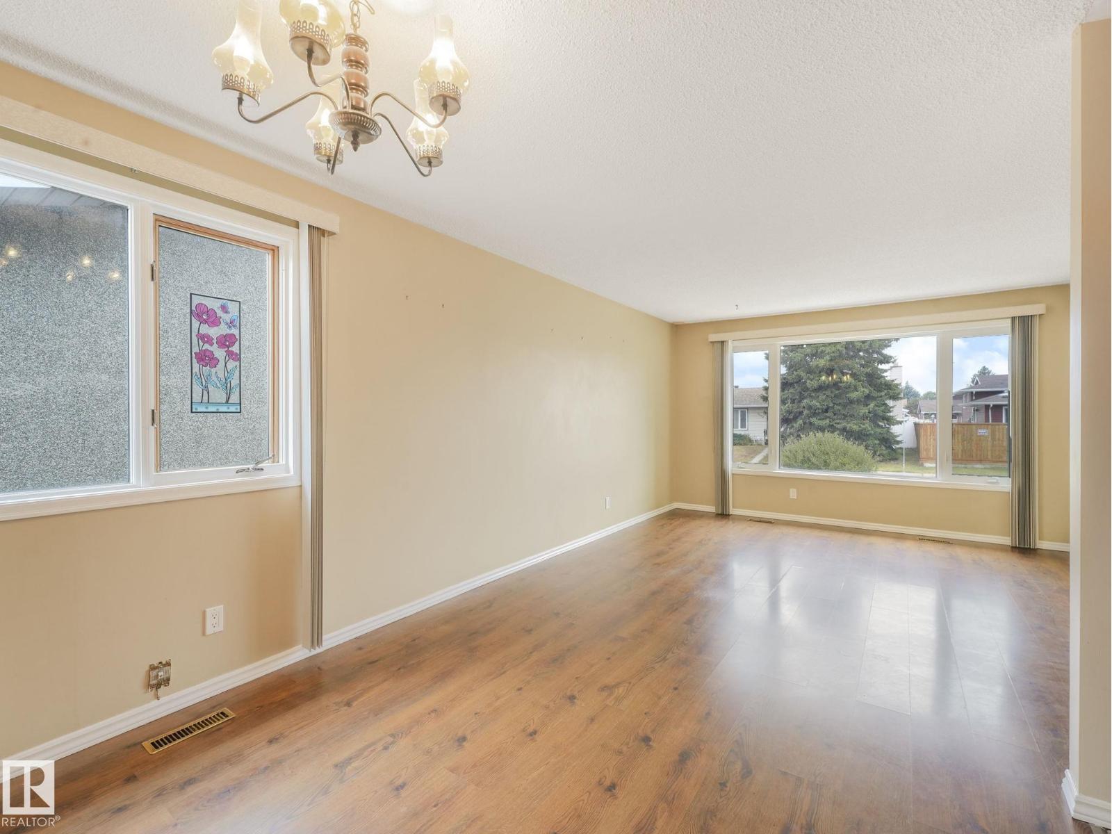 13547 24 St Nw, Edmonton, Alberta  T5A 3S7 - Photo 7 - E4460678