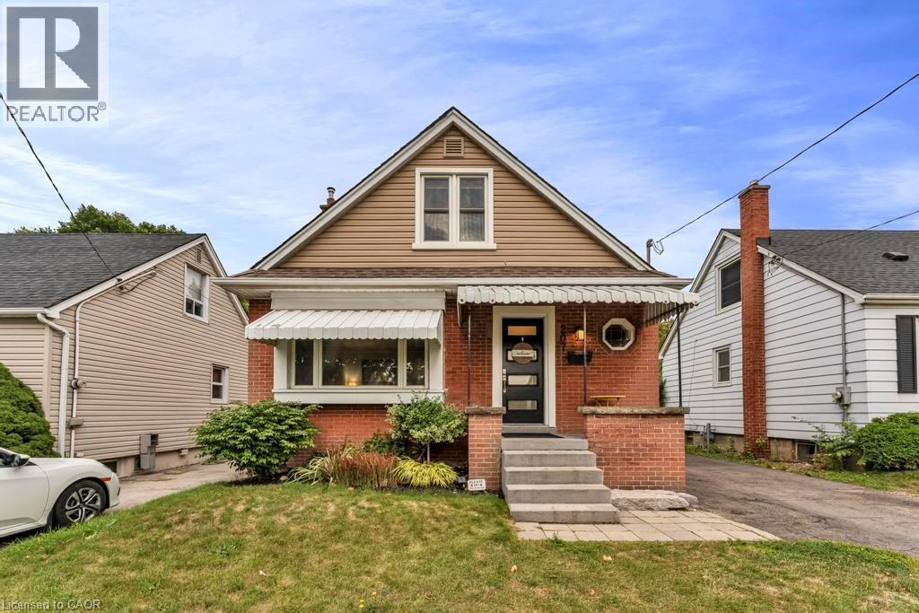 207 AUBURN Avenue, Hamilton, Ontario