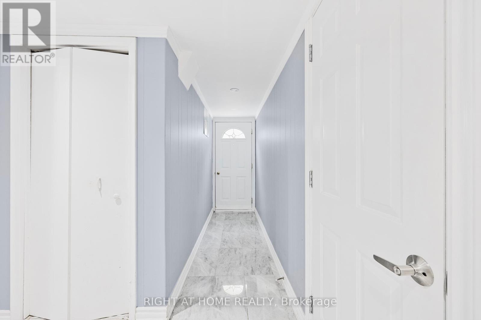 49 Tuscarora Drive, Toronto, Ontario  M2H 2K4 - Photo 25 - C12440712