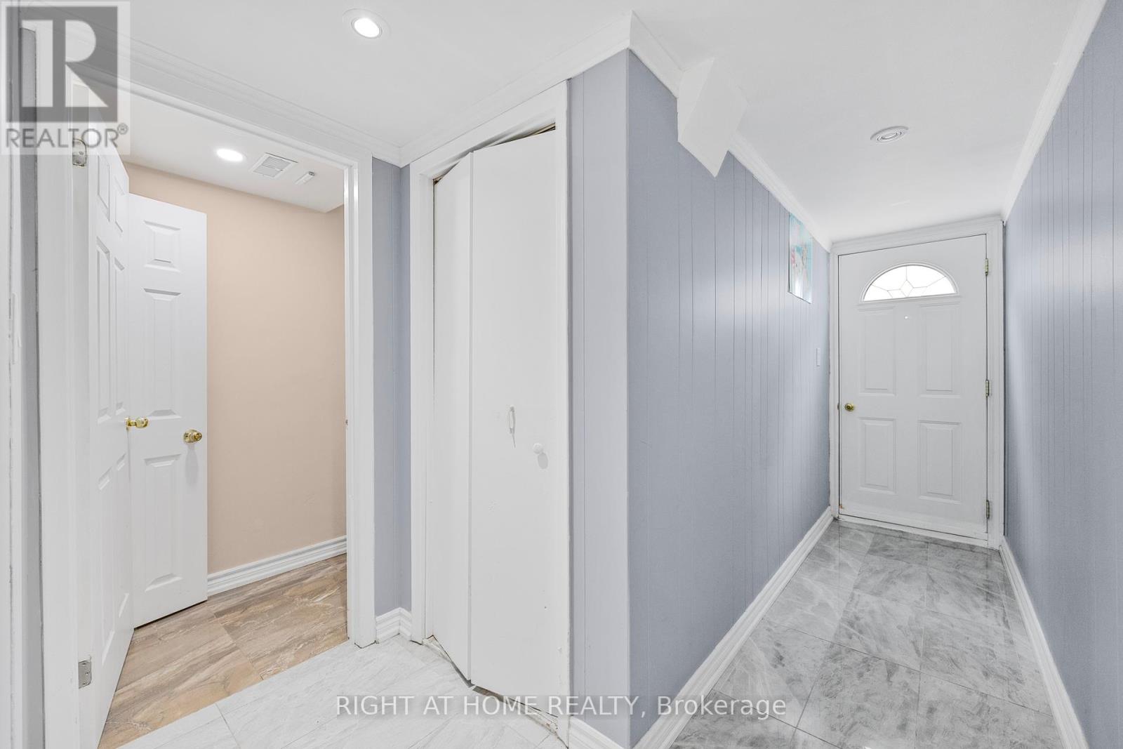 49 Tuscarora Drive, Toronto, Ontario  M2H 2K4 - Photo 27 - C12440712