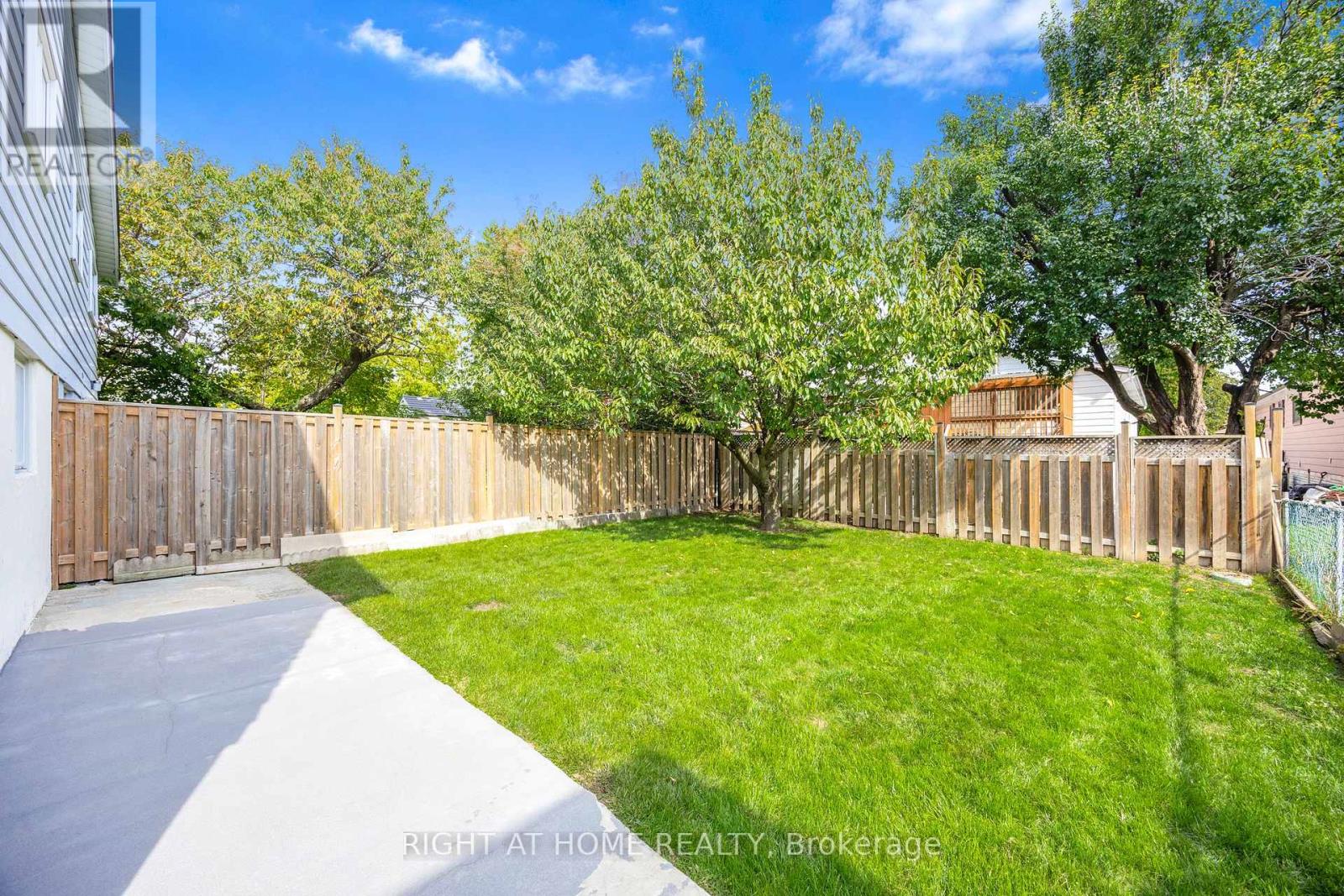 49 Tuscarora Drive, Toronto, Ontario  M2H 2K4 - Photo 37 - C12440712