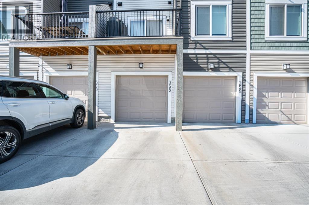 358 Canals Crossing Sw, Airdrie, Alberta  T4B 3J4 - Photo 5 - A2258611