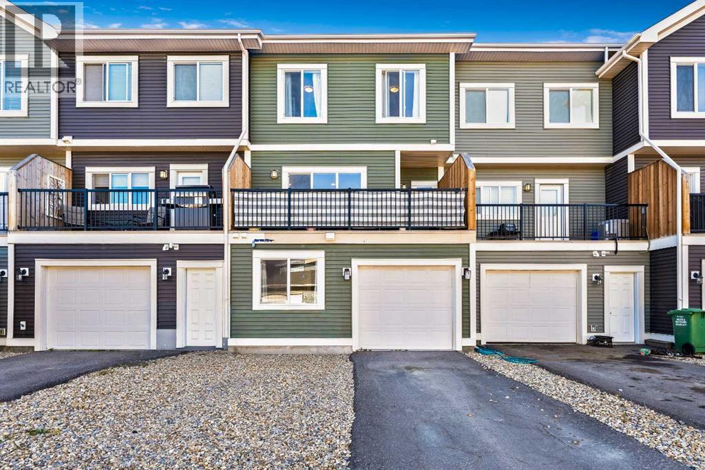 136 Sundown Road, Cochrane, Alberta  T4C 2M5 - Photo 35 - A2260155