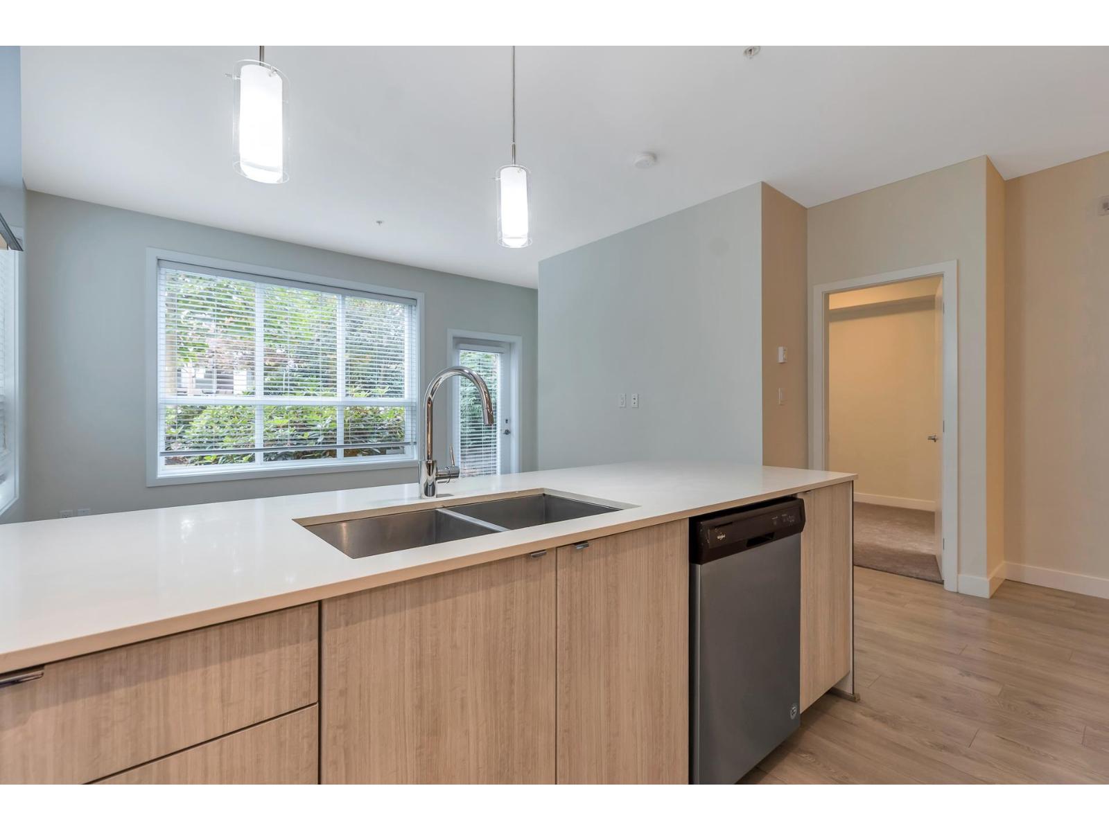 111 6438 195a Street, Surrey, British Columbia  V4N 6R5 - Photo 12 - R3055047