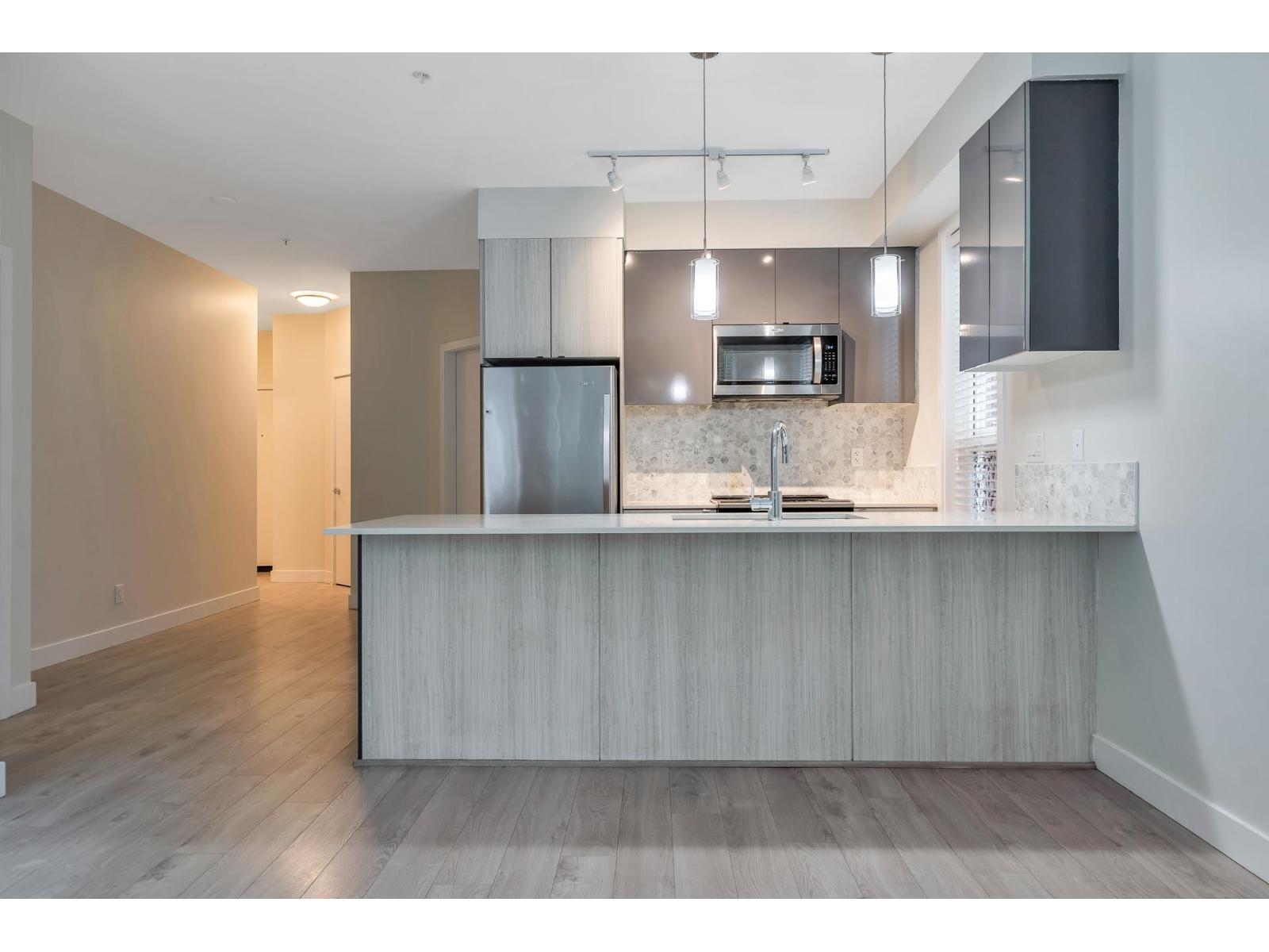 111 6438 195a Street, Surrey, British Columbia  V4N 6R5 - Photo 9 - R3055047